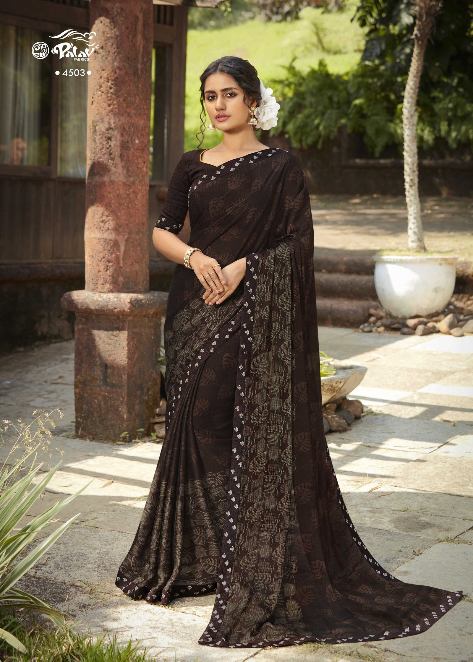 RE - Glamour Black Color Georgette Saree with Fancy Un-stitched Blouse